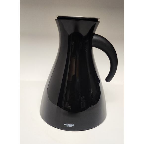 Eva Solo Vacuum Jug, 1-Liter Color Black - Picture 4 of 8